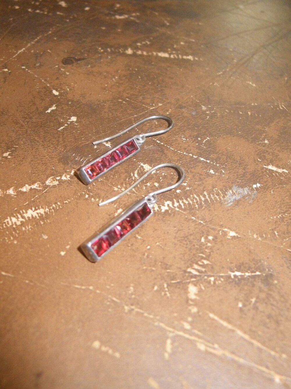 Vintage Women’s Sterling Silver Dangling Bar Earrings w/ Garnet Gemstones